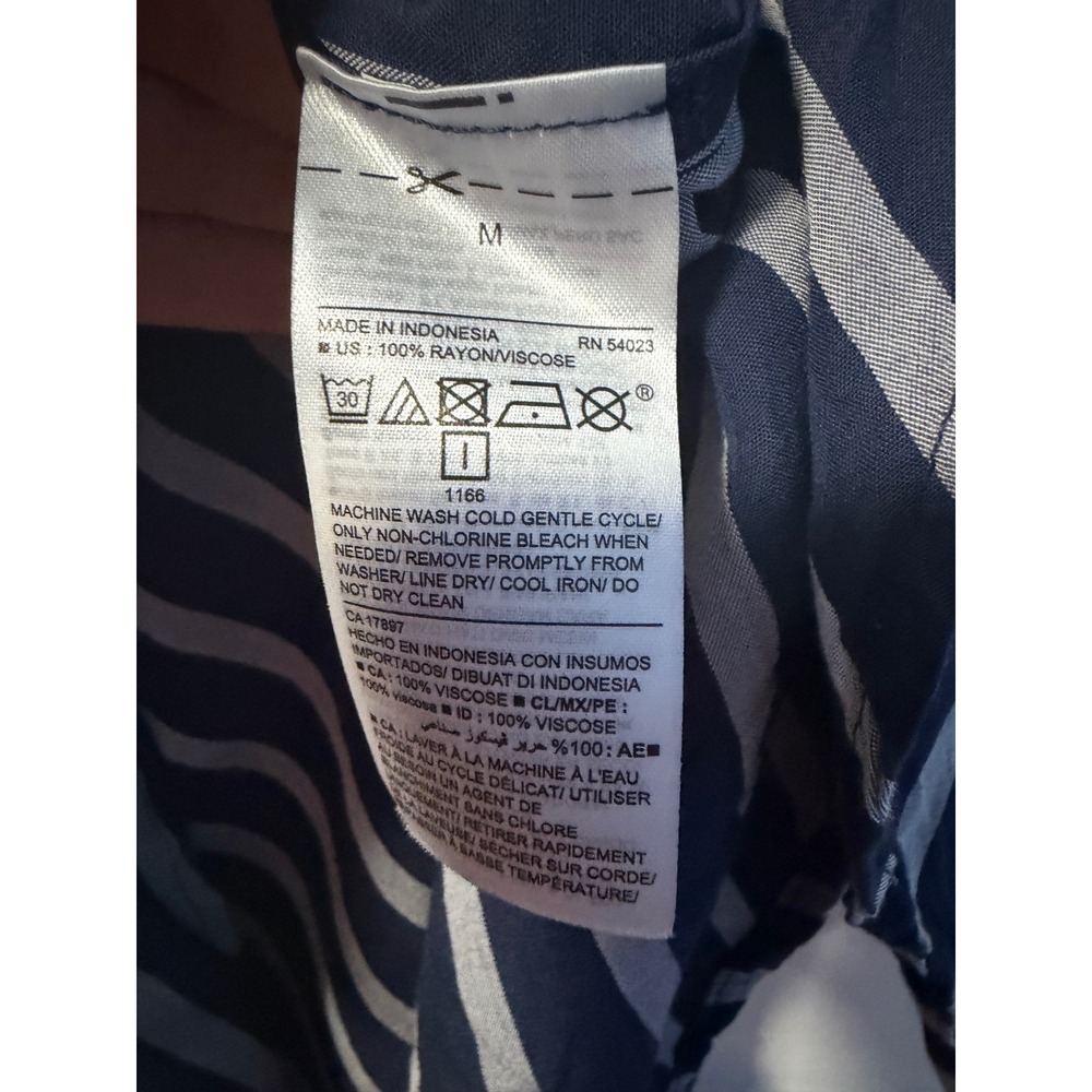 Old Navy Striped Tank Top Women Medium Navy Blue V-Neck - Picture 4 of 5